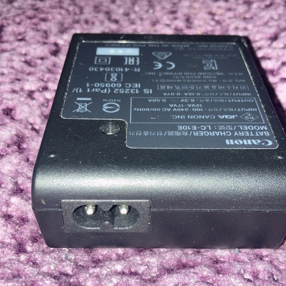 Must Go‼️ NWOT Canon Charger LC-E10E Battery. Read Description Carefully 👇